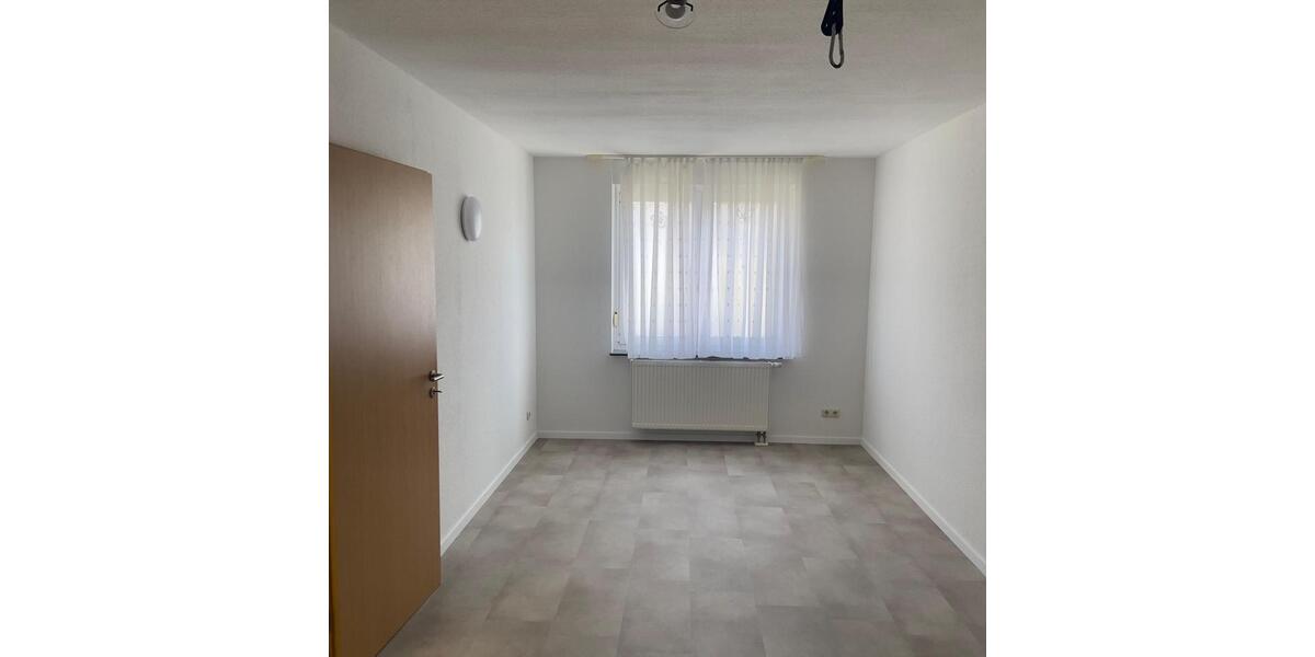 Etagenwohnung Solingen Wald - 1 Zimmer, 30 m&sup2;, 600&euro; | Angebot:27618394