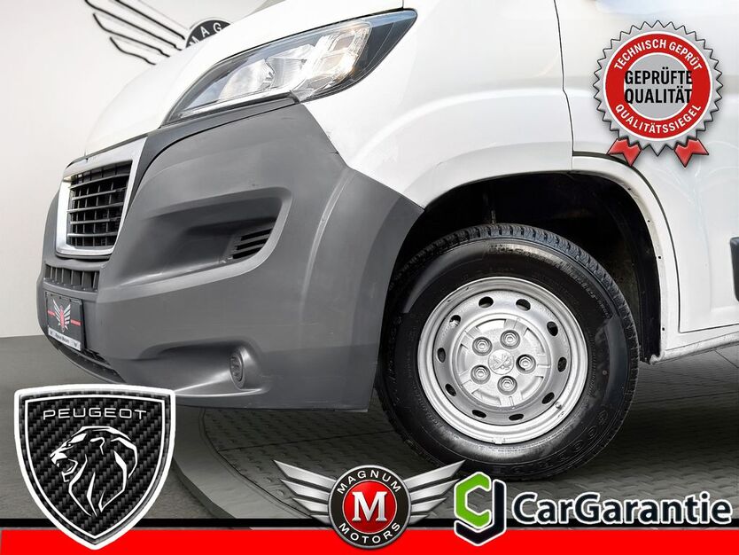 Peugeot Boxer 112.846 km 12.490 € Düsseldorf 40625