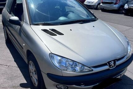 Peugeot 206 160.000 km 950 &euro; Köln 50931