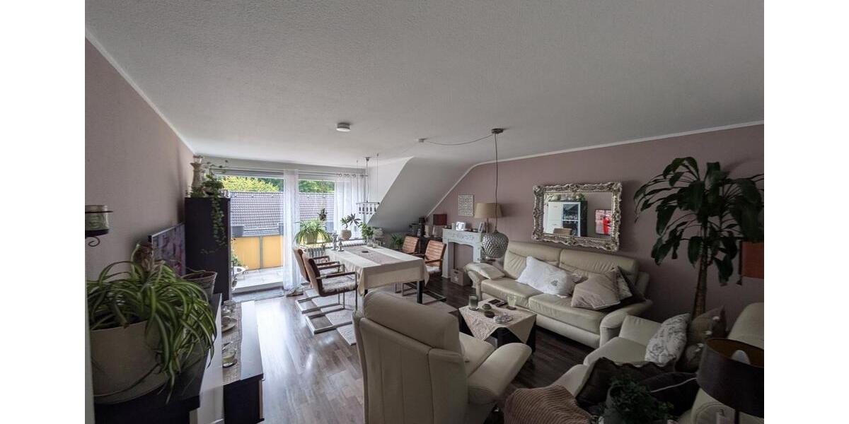 Dachgeschoßwohnung Ratingen - 3 Zimmer, 64 m&sup2;, 220.000&euro; | Angebot:24273217