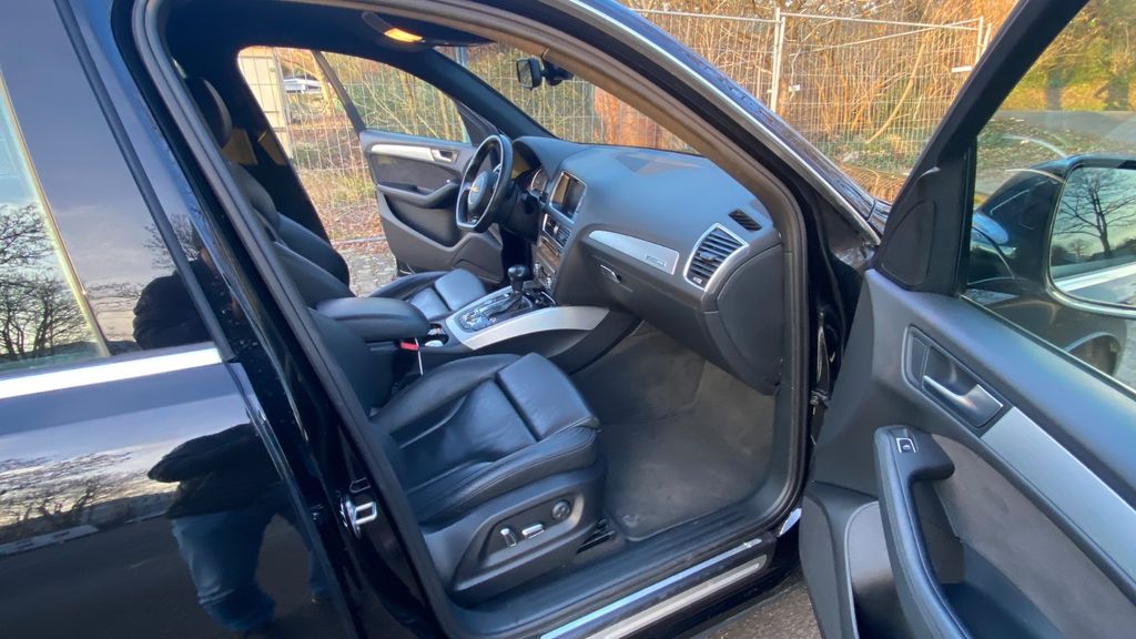 Audi Q5 204.000 km 16.000 &euro; Düsseldorf 40235