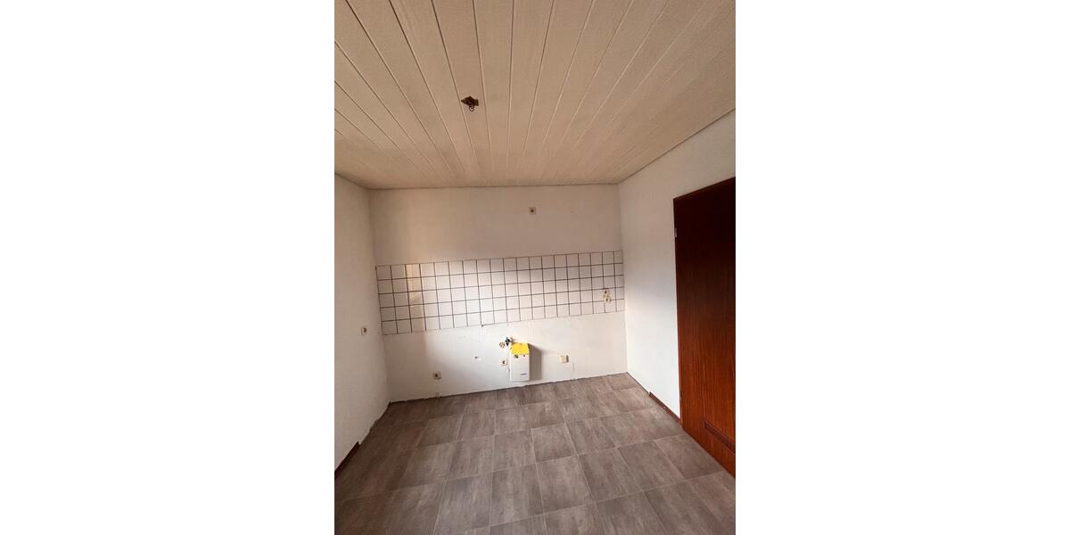 Etagenwohnung Wuppertal Gemarkung Vohwinkel - 3 Zimmer, 87 m&sup2;, 174.000&euro; | Angebot:26990912
