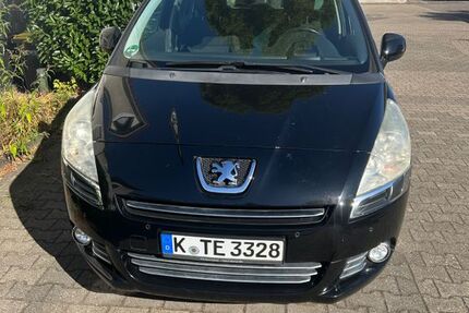 Peugeot 5008 193.505 km 3.900 &euro; Köln 50767