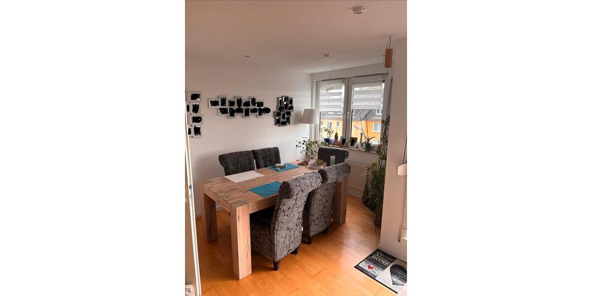 Dachgeschoßwohnung Hilden - 3 Zimmer, 77 m&sup2;, 265.000&euro; | Angebot:26538028