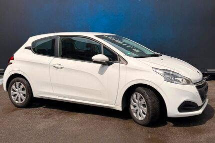 Peugeot 208 148.000 km 4.900 &euro; Düsseldorf 40227