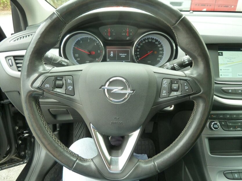 Opel Astra 1.5 D Edition Klima Navigation Lackschäden 148.000 km 6.900 € Ratingen 40885