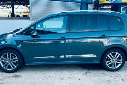 VW Touran 54.666 km 22.900 &euro; Düsseldorf 40223