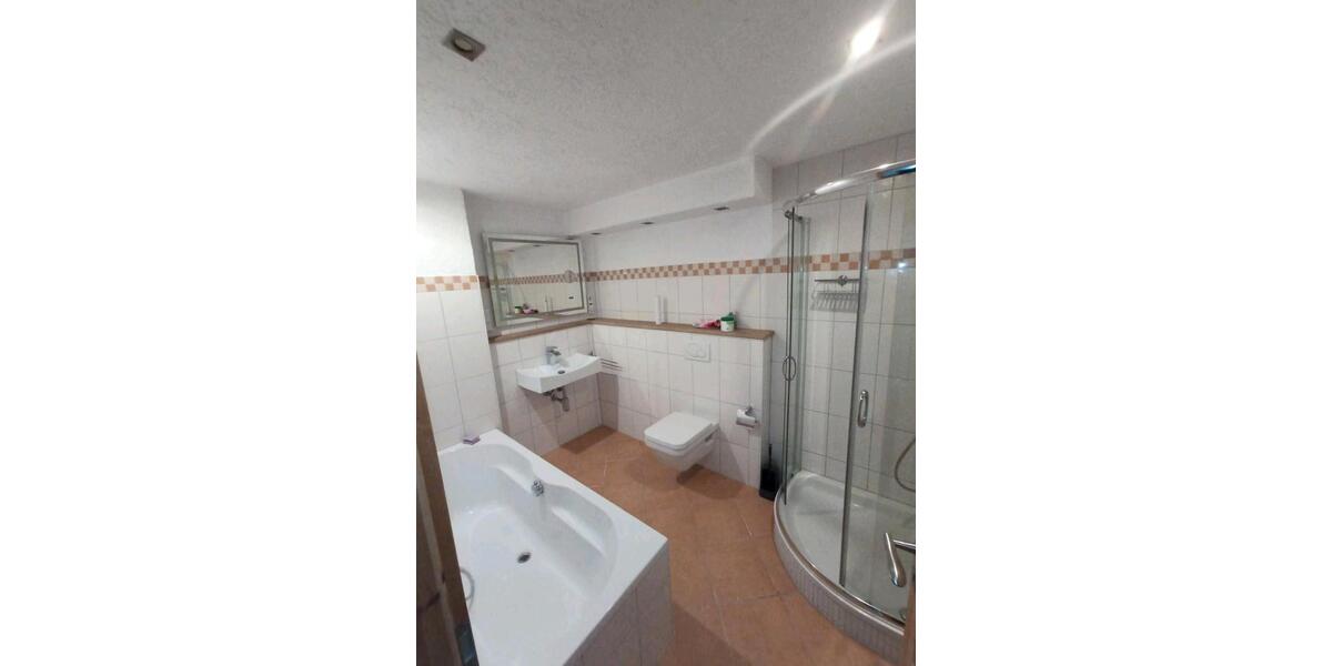 Etagenwohnung Burscheid - 4 Zimmer, 77 m&sup2;, 900&euro; | Angebot:24801510