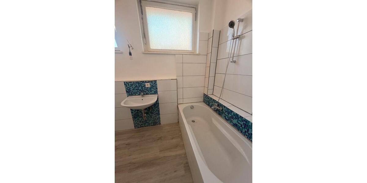 Etagenwohnung Wuppertal Elberfeld - 4 Zimmer, 86 m&sup2;, 750&euro; | Angebot:26414519