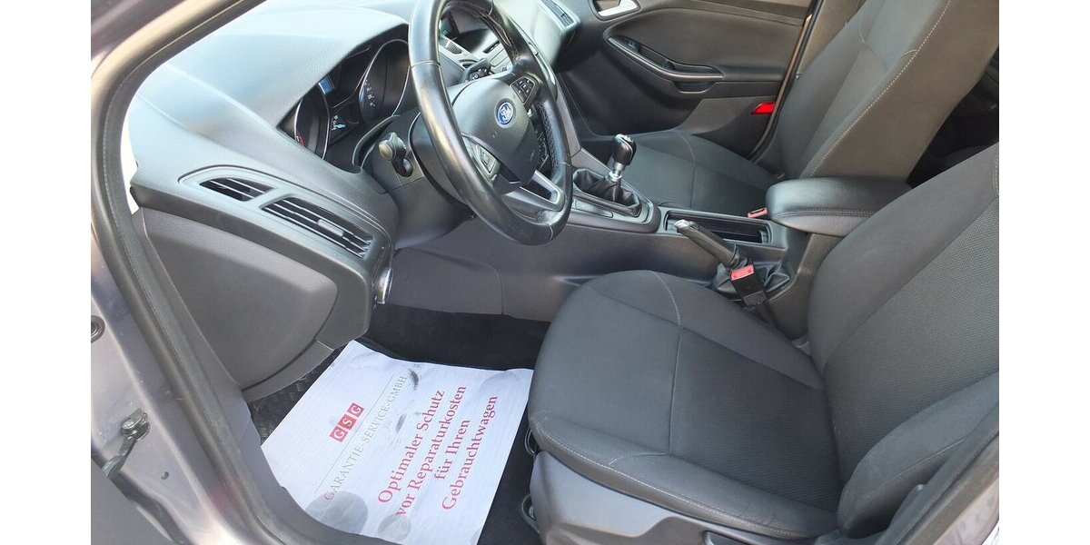 Ford Focus BLACK WEEK 25: KLIMAUTOMATIK PARKPILOT 118.919 km 6.908 € Köln 50858