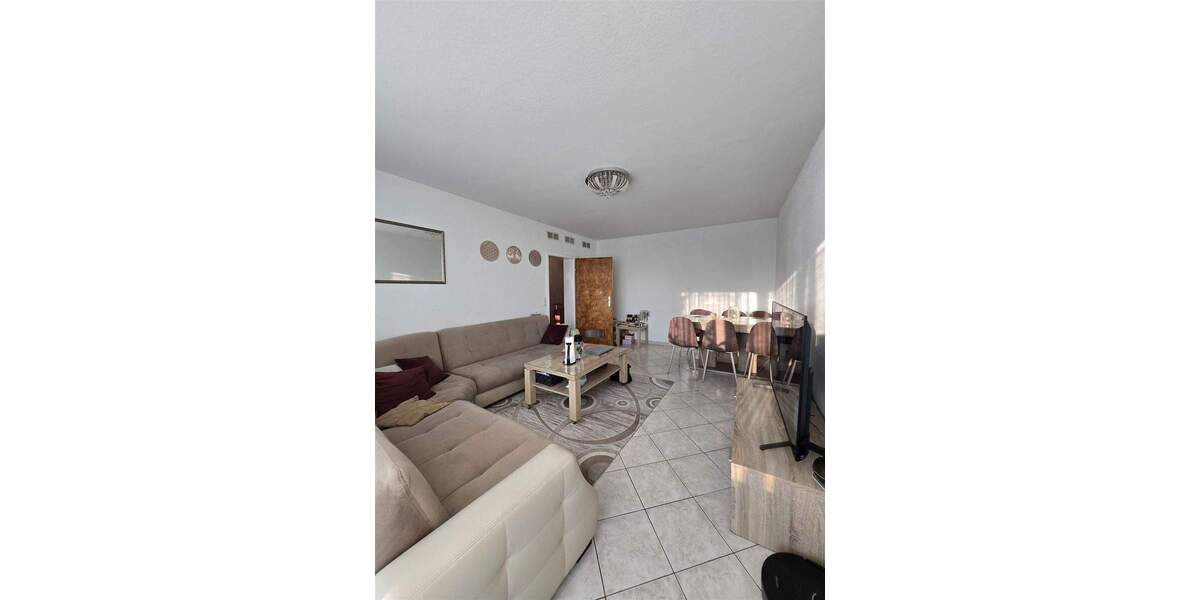 Etagenwohnung Leverkusen Wiesdorf - 4 Zimmer, 86 m&sup2;, 175.000&euro; | Angebot:25773571