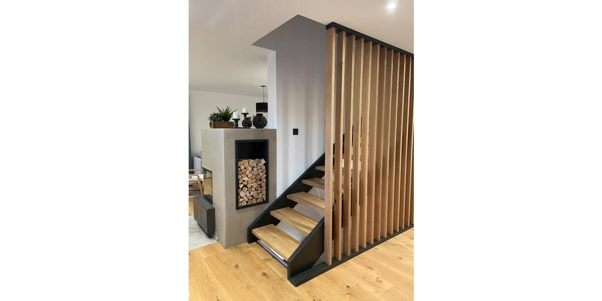 Einfamilienhaus Düsseldorf Stadtmitte - 4 Zimmer, 160 m&sup2;, 3.500&euro; | Angebot:24387574