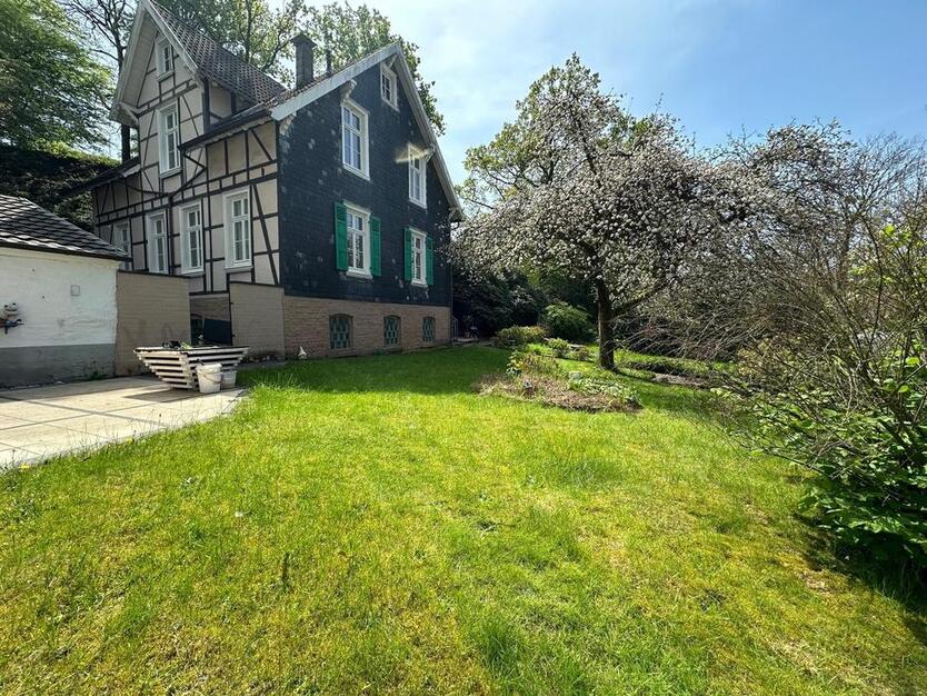 Gemütliche Wohnung im Fachwerk mit Wintergarten und Wall-Box zimmer