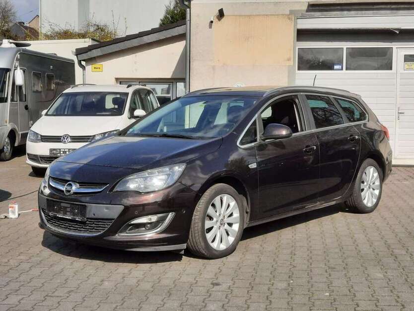 Opel Astra 228.321 km 2.999 € Mülheim 45473