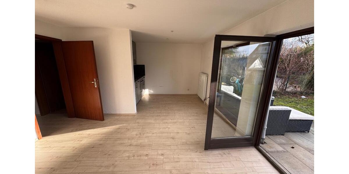 Terrassenwohnung Bergisch Gladbach - 1 Zimmer, 40 m&sup2;, 500&euro; | Angebot:24851463