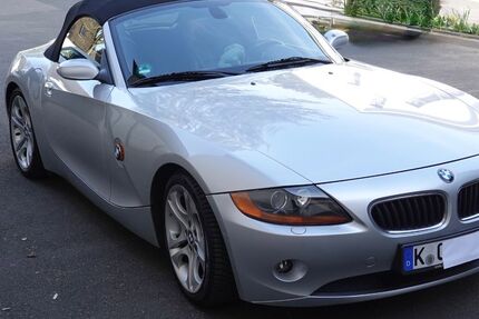 BMW Z4 105.000 km 9.990 &euro; Köln 50737