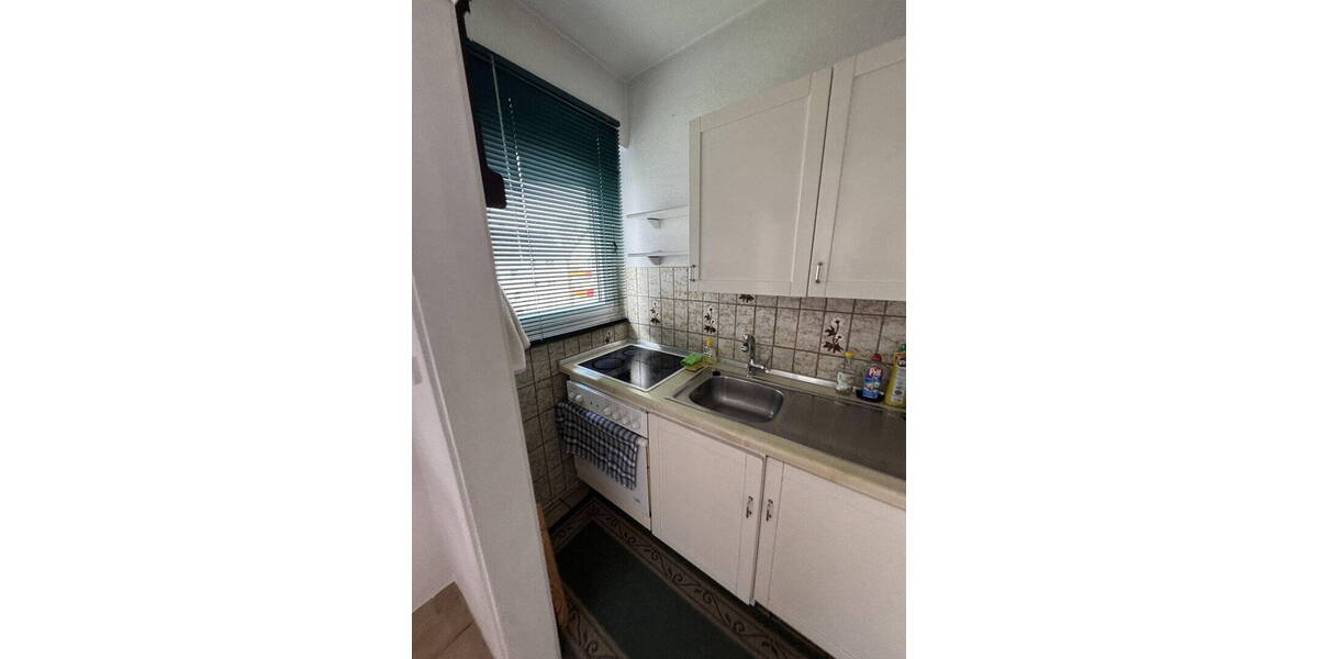 Etagenwohnung Düsseldorf Golzheim - 3 Zimmer, 55 m&sup2;, 1.100&euro; | Angebot:26500139