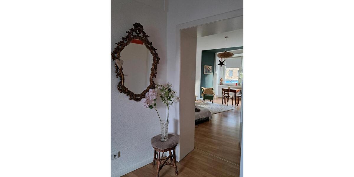 Untermiete: Super zentrale 67 qm, 2 ZKB-Whg Balkon für 2 Monate 2 zimmer