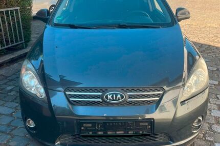 Kia ceed Sportswagon 247.600 km 2.350 &euro; Düsseldorf 40597