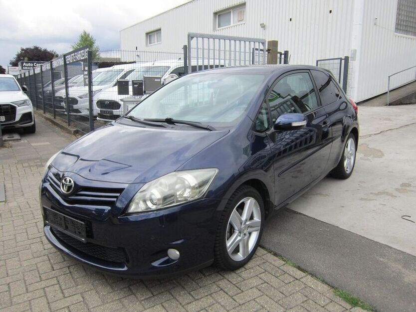 Auris