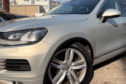 VW Touareg 280.000 km 11.750 &euro; Köln 50674