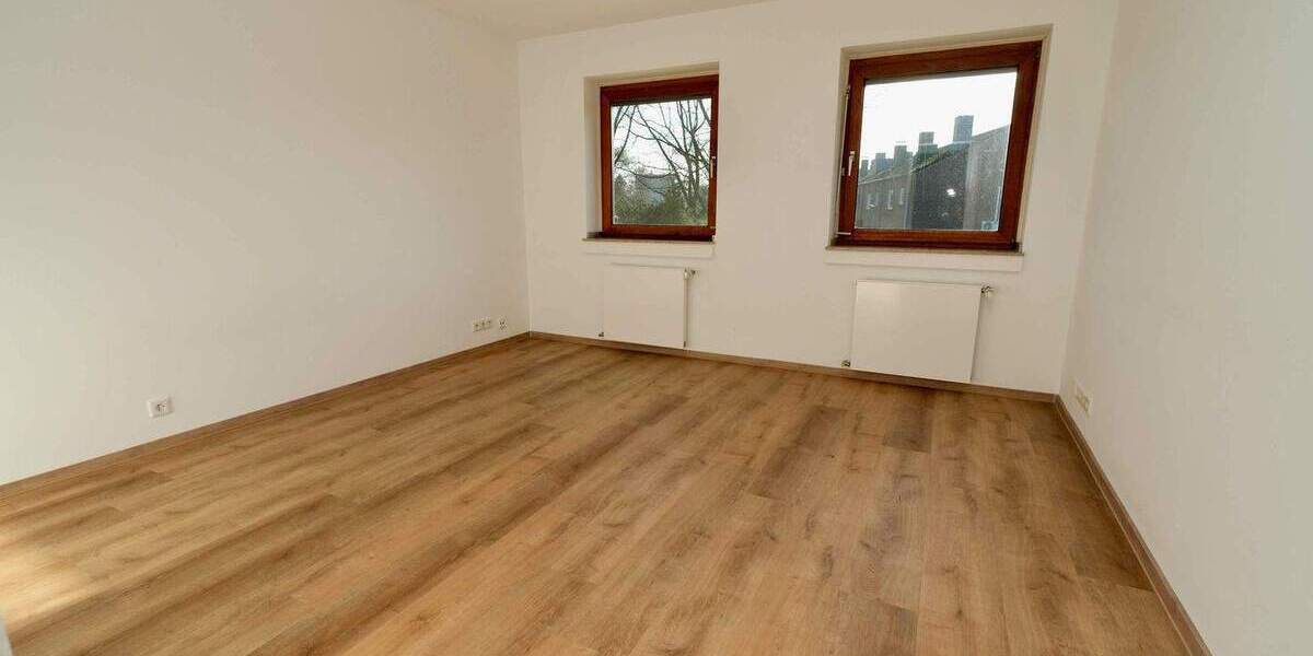Reihenmittelhaus Neuss Weckhoven - 5 Zimmer, 120 m&sup2;, 449.000&euro; | Angebot:24312468