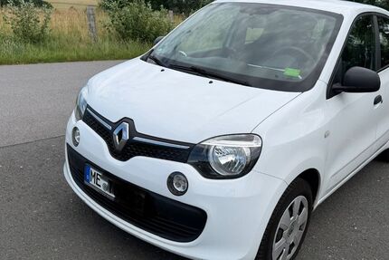Renault Twingo 62.200 km 4.590 &euro; Mettmann 40822