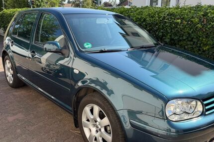 VW Golf 61.000 km 4.190 &euro; Dormagen 41539