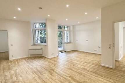 Wohnung Düsseldorf Niederkassel - 2 Zimmer, 65 m&sup2;, 1.150&euro; | Angebot:26881440