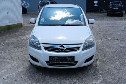 Opel Zafira 183.000 km 2.350 &euro; Köln 51063