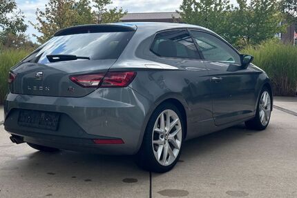 Seat Leon 114.100 km 10.850 &euro; Köln 50939