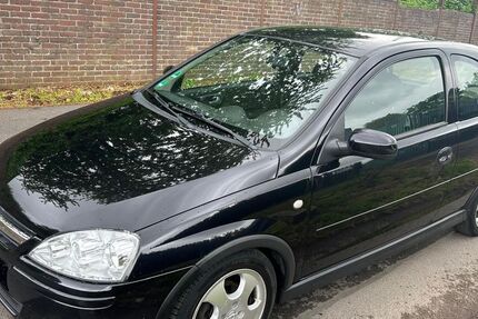 Opel Corsa 121.000 km 1.600 &euro; Köln 50739
