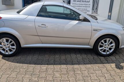 Opel Tigra 137.758 km 3.500 € Düsseldorf 40472