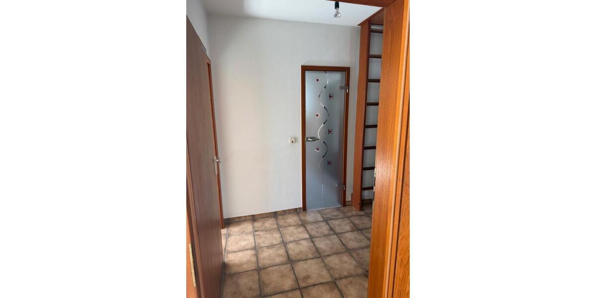 Etagenwohnung Odenthal - 2.5 Zimmer, 69 m&sup2;, 890&euro; | Angebot:26479447