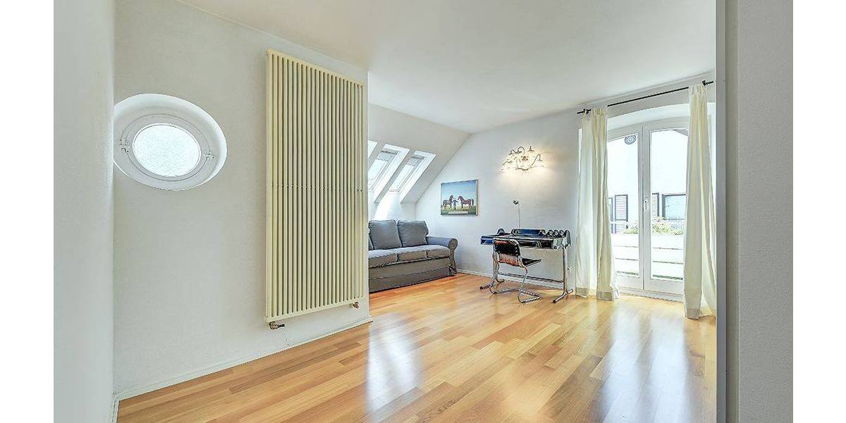 Einfamilienhaus Düsseldorf Golzheim - 8 Zimmer, 270 m&sup2;, 3.890.000&euro; | Angebot:23957250