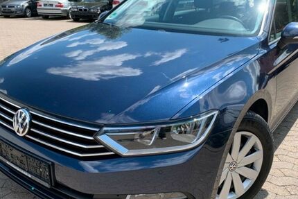 VW Passat 141.750 km 13.600 € Köln 51147