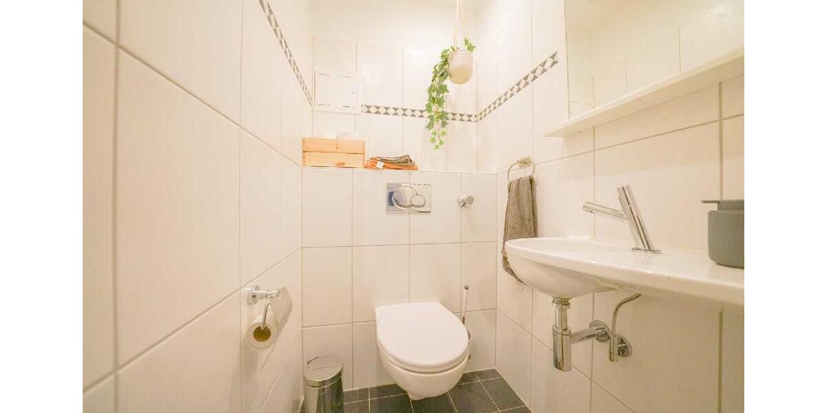 Etagenwohnung Ratingen Hösel - 4 Zimmer, 93 m&sup2;, 1.070&euro; | Angebot:25570085