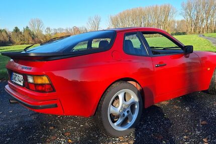 Porsche 944 159.900 km 22.950 € Düsseldorf 40215