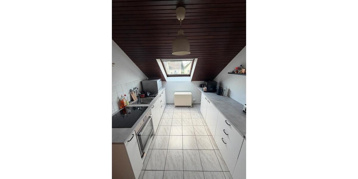 Dachgeschoßwohnung Leverkusen Bergisch Neukirchen - 3 Zimmer, 72 m&sup2;, 950&euro; | Angebot:27585732