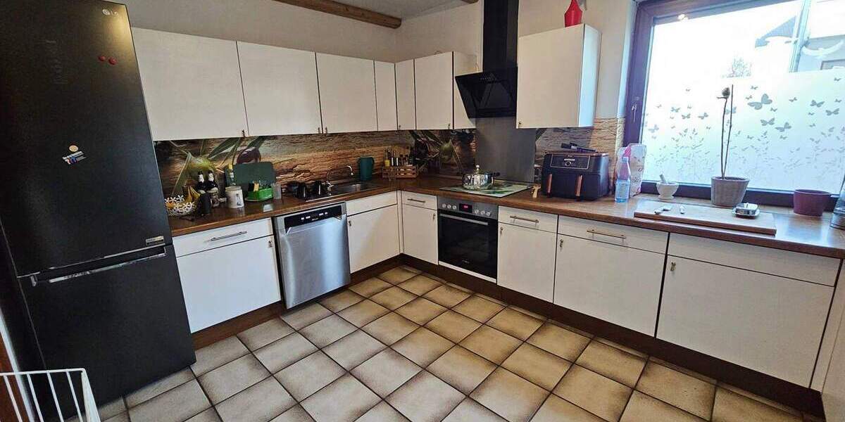 Mehrfamilienhaus, Wohnhaus Leverkusen / Lützenkirchen Quettingen - 8 Zimmer, 234 m&sup2;, 649.000&euro; | Angebot:25679035