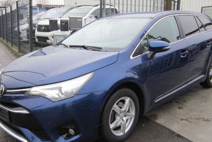 Toyota Avensis 192.720 km 9.990 &euro; Köln 51105