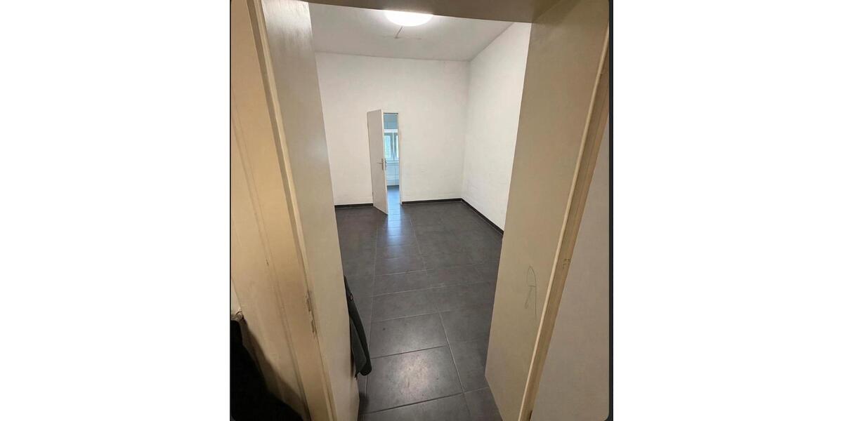 Dachgeschoßwohnung Velbert - 2 Zimmer, 80 m&sup2;, 99.000&euro; | Angebot:27298939
