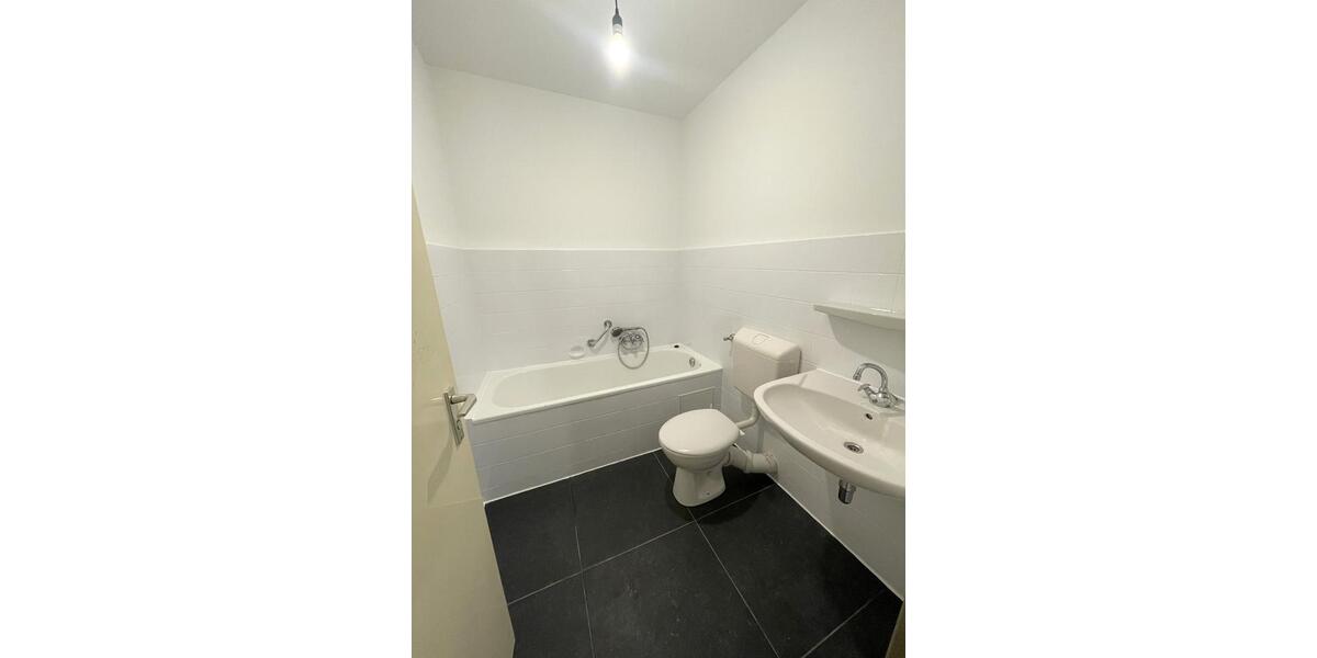 Etagenwohnung Wuppertal Gemarkung Nächstebreck - 2.5 Zimmer, 64 m&sup2;, 530&euro; | Angebot:25857618