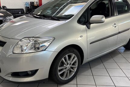 Toyota Auris 130.000 km 7.700 &euro; Leverkusen 51371