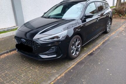 Ford Focus 26.000 km 22.999 &euro; Köln 51145