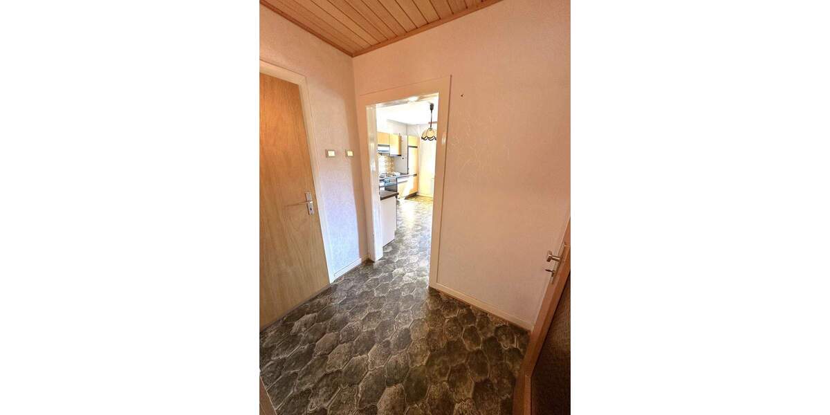 Einfamilienhaus Halver Carthausen - 6 Zimmer, 122 m&sup2;, 179.000&euro; | Angebot:23825052
