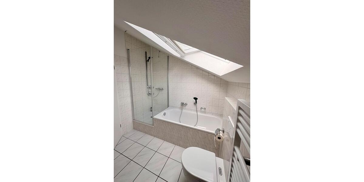 Dachgeschoßwohnung Hattingen Blankenstein - 4.5 Zimmer, 98 m&sup2;, 239.000&euro; | Angebot:26993457