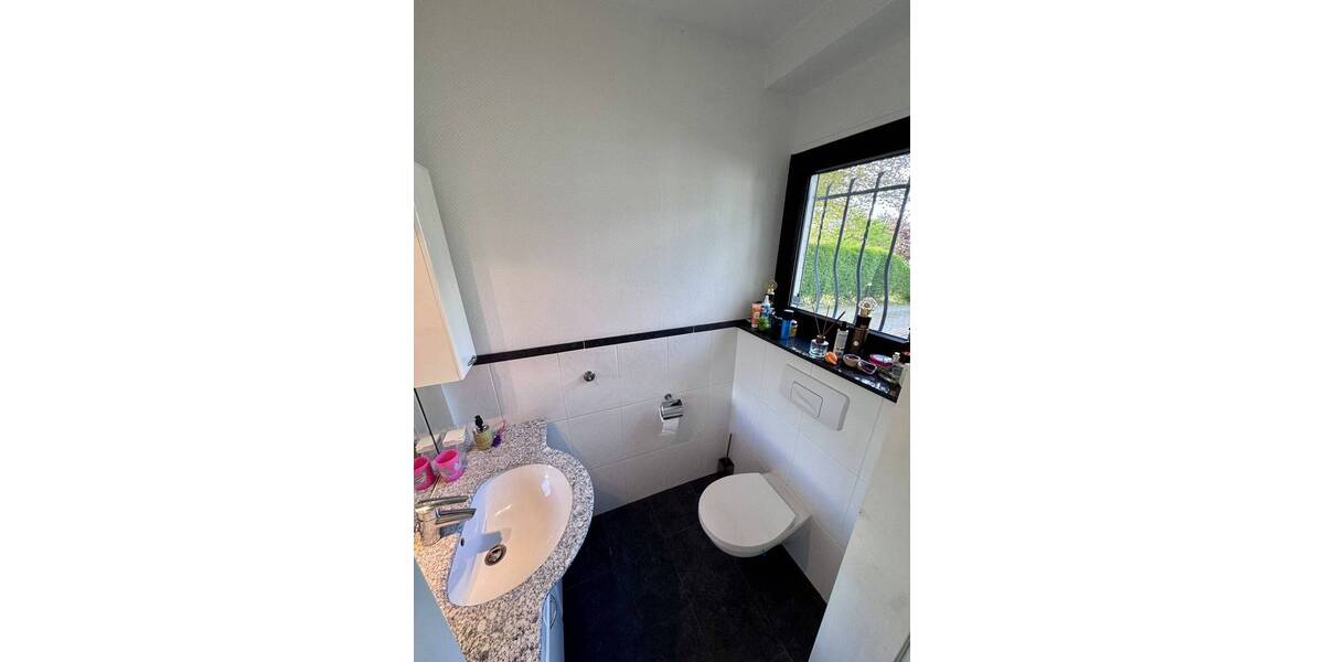 Einfamilienhaus Ratingen Breitscheid - 4 Zimmer, 315 m&sup2;, 1.300.000&euro; | Angebot:26455353