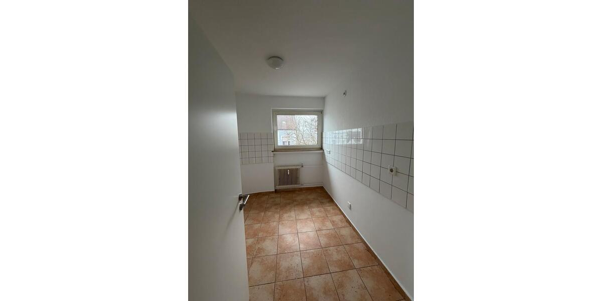 Etagenwohnung Wuppertal Gemarkung Langerfeld - 4 Zimmer, 80 m&sup2;, 775&euro; | Angebot:25934319