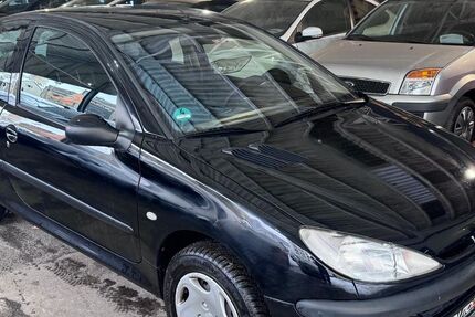 Peugeot 206 187.040 km 2.799 &euro; Wuppertal 42117